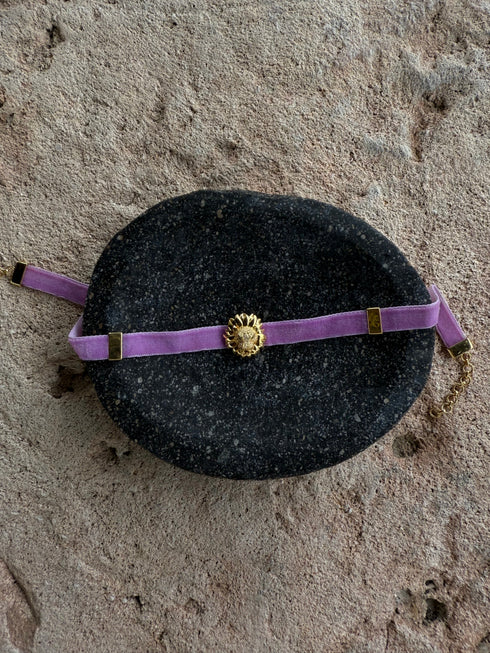 TIMELESS LION VELVET CHOKER