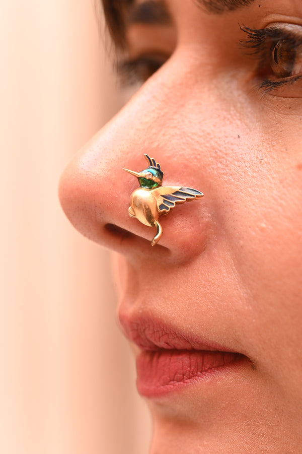 HUMMING BIRD NOSE PIN