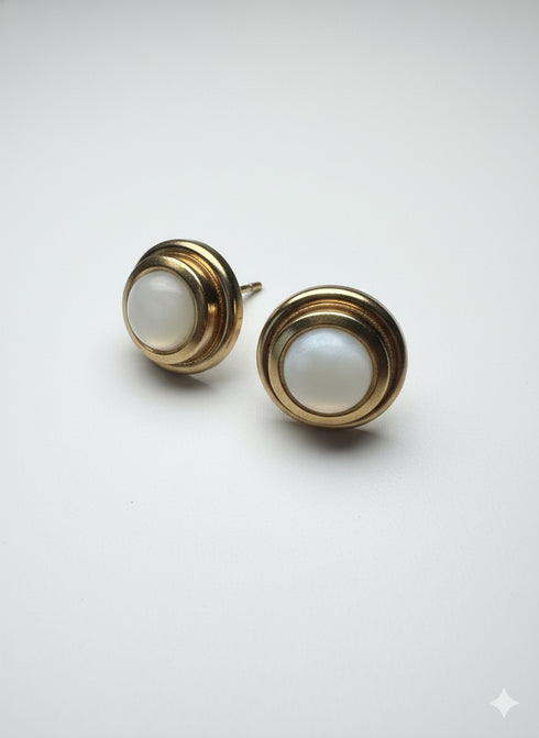 MOONSTONE EARRING