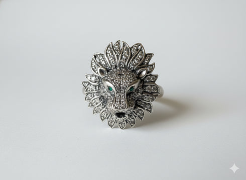 OXIDIZED LION RING