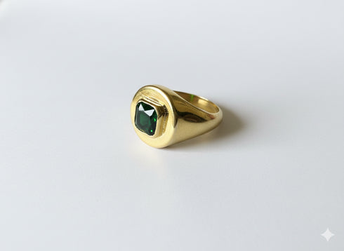 VINTAGE STONE RING