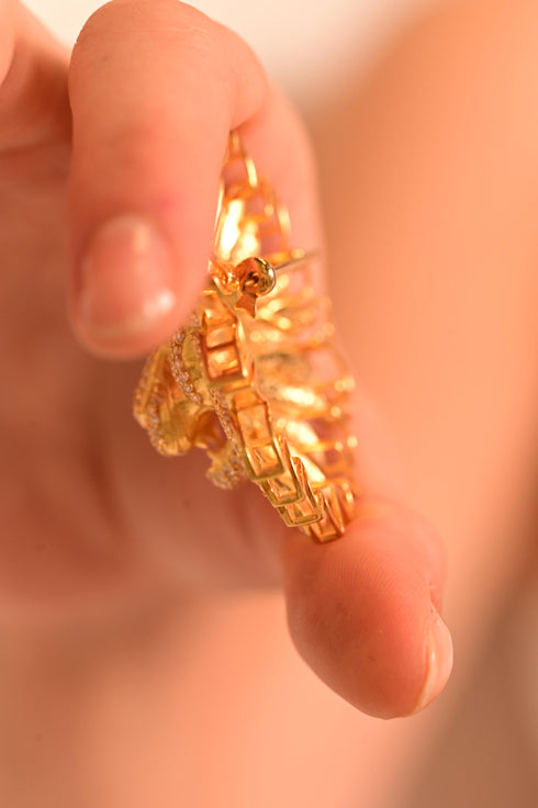HERITAGE LION BROOCH