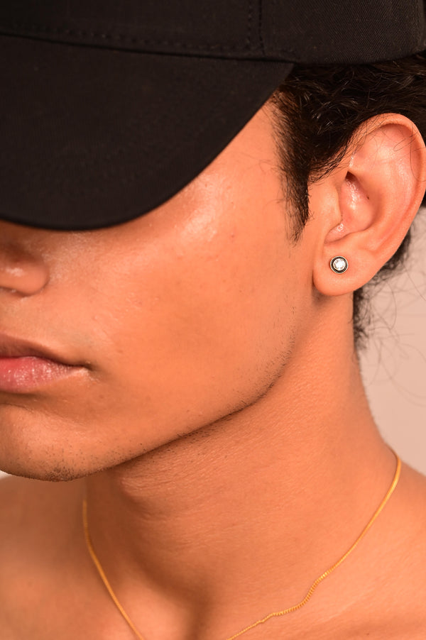 BLACK ENAMEL DIAMOND STUDS