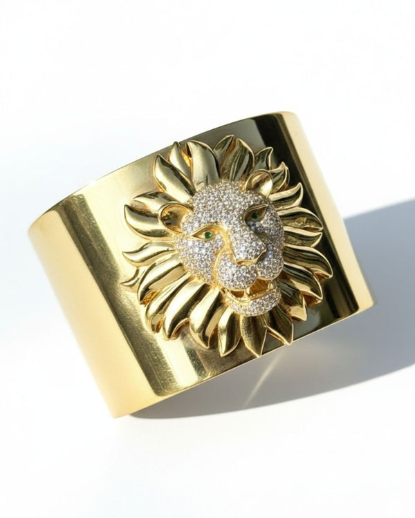 LION WRIST CUFF