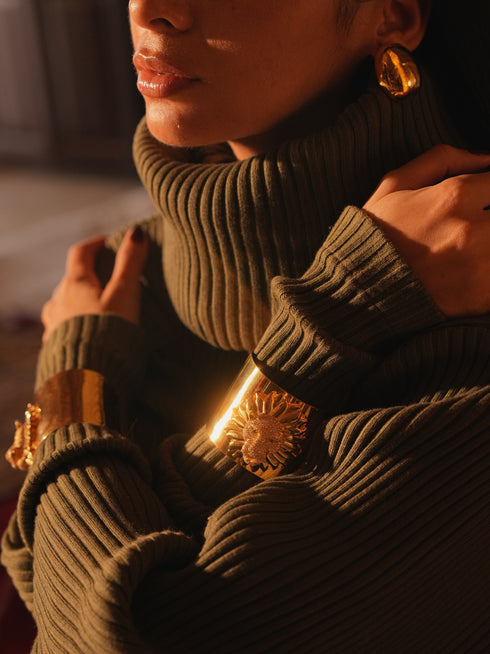 LION WRIST CUFF